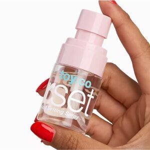 TOYFACTORY Superset Hyaluronic Acid Setting Spray NWT